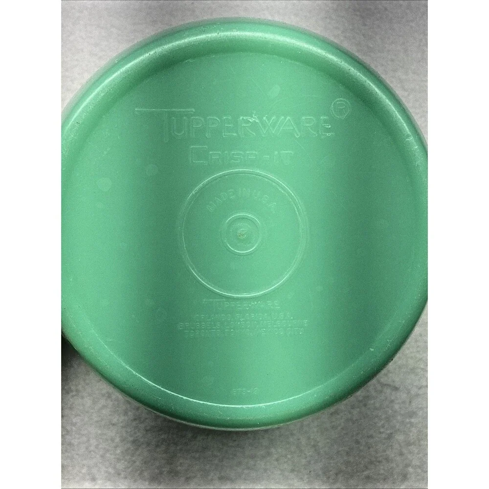 Tupperware Vintage 70s Crisp-It #679 Jadeite Green Lettuce Keeper Bowl Only
